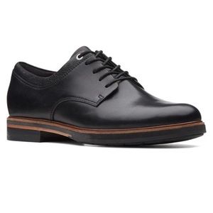 Clarks Frida Derby Oxfords size 7 - new in box